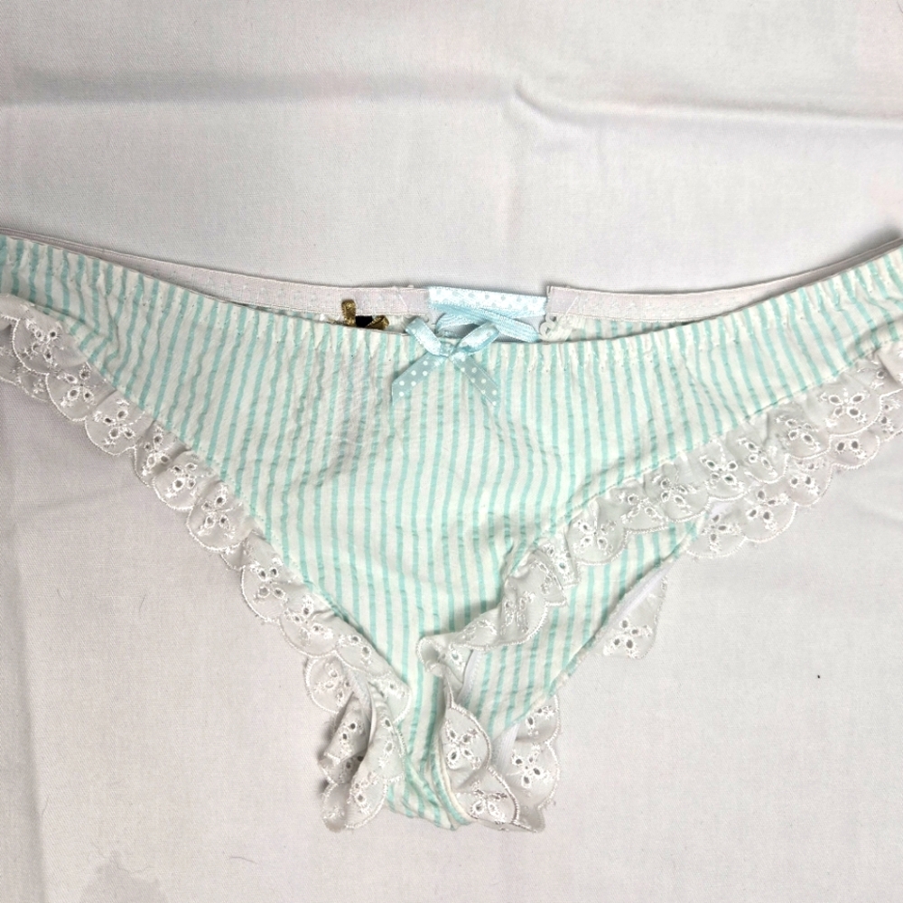 Spreegirl Seersucker Striped Panties Size Large